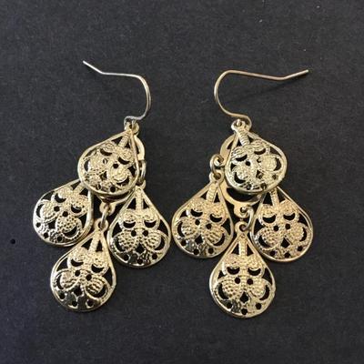 Cute dangle earrings