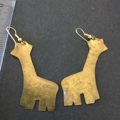 Cute vintage giraffe earrings