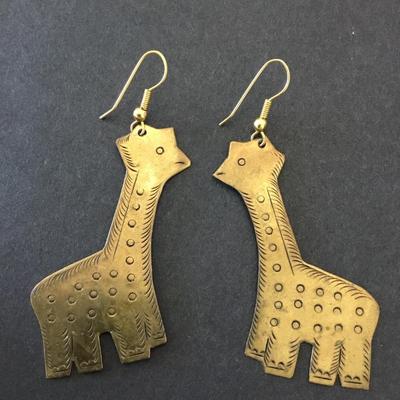 Cute vintage giraffe earrings