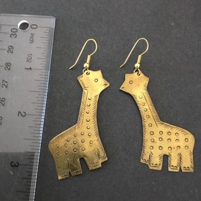Cute vintage giraffe earrings