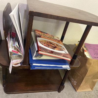 Cute table with magazine rack, and storage