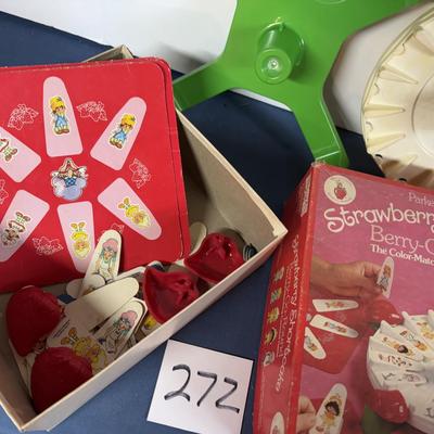 Strawberry Shortcake Berry Go Round Game