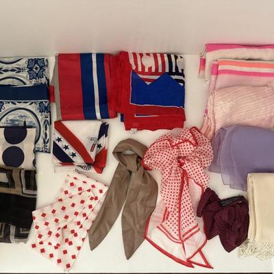 Sale Photo Thumbnail #137: Bundle of neck scarves multicolored different sizes. Hair accessories