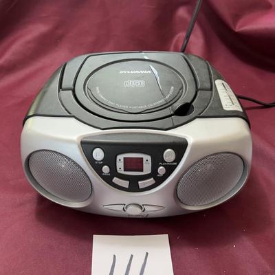 Sylvania Radio and CD Player