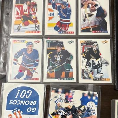 Denver Bronco 85 signed with certificate