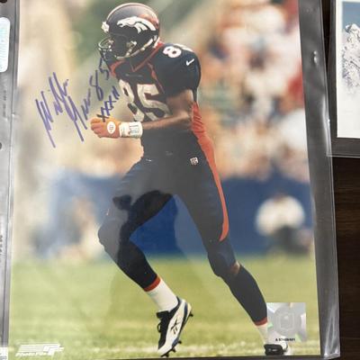 Denver Bronco 85 signed with certificate