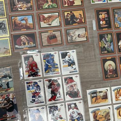 Walt Disney boxing hockey collectible cards