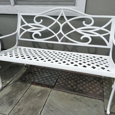Cast Aluminum Park Bench (2 of 2)