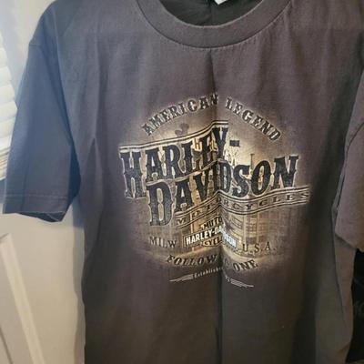 4 T. Shirts Med - XXL