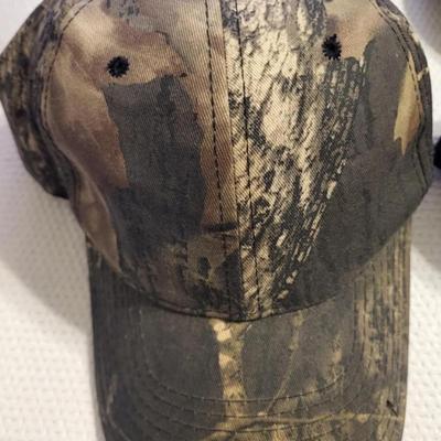 4 caps