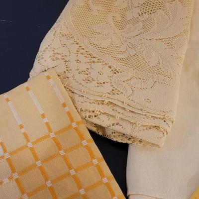 MISC LINENS AND TABLECLOTHS