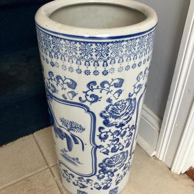 Vintage Blue/White Chinese Ceramic Umbrella Stand 18”h x 8” across