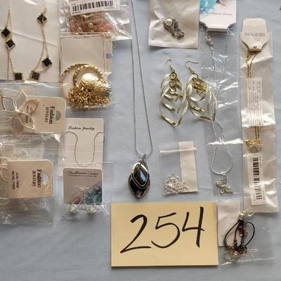 JEWELRY, NEW IN PACKAGE