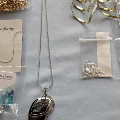 JEWELRY, NEW IN PACKAGE
