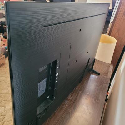 Samsung 50" Smart T.V. (LR-EL)