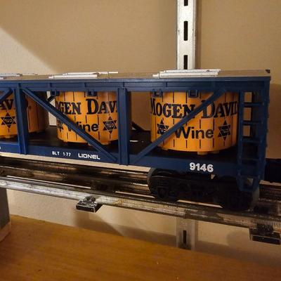 Beer Advertising Billboard Boxcars & Reefers (T1-JS)