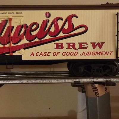 Beer Advertising Billboard Boxcars & Reefers (T1-JS)
