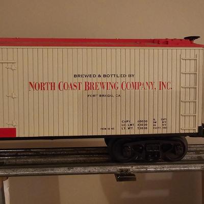 Beer Advertising Billboard Boxcars & Reefers (T1-JS)