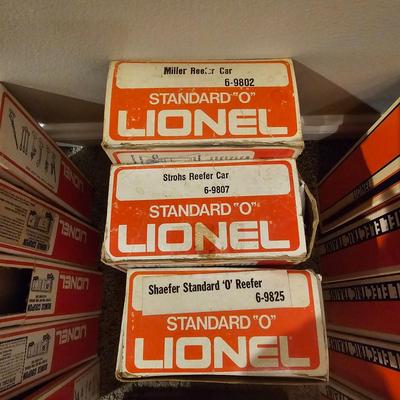 Beer Advertising Billboard Boxcars & Reefers (T1-JS)