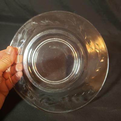 Cut and Etched Glassware (B2-KD)
