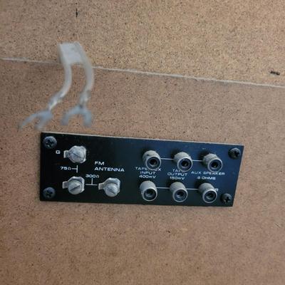 SounDesign Vintage Stereo Cabinet (LR-EL)