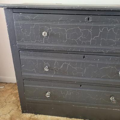 Shabby Chic Chippy Paint Dresser (FE-EL)
