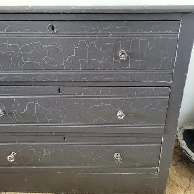 Shabby Chic Chippy Paint Dresser (FE-EL)