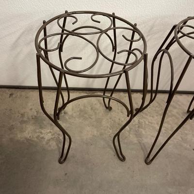 2 small plant stands