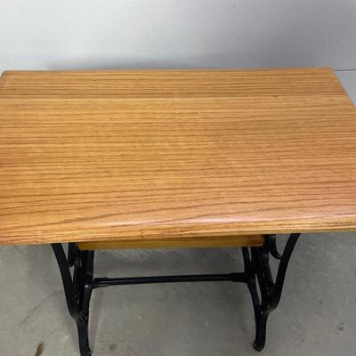 Sewing table with runner