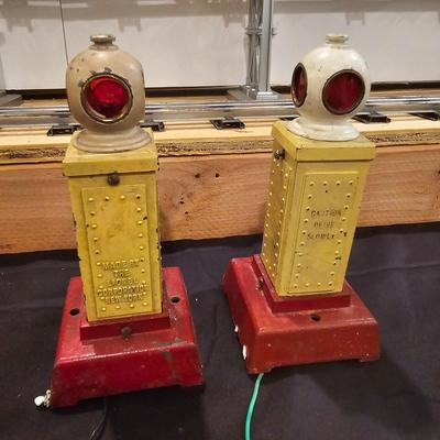 Vintage Lionel Cars & Boxes (T1-JS)