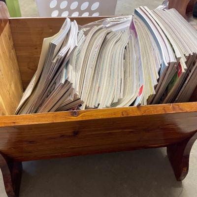 Wood magazine holder