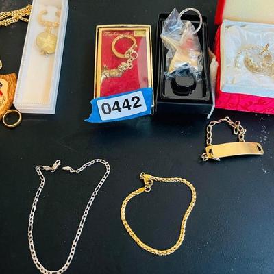 Assorted Jewelry/Key Ring Items