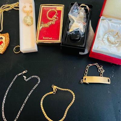 Assorted Jewelry/Key Ring Items
