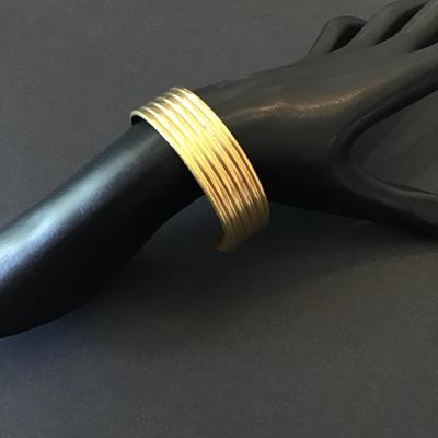 Beautiful vintage satin gold tone cuff bracelet