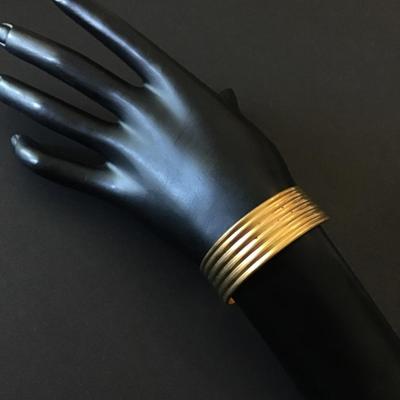 Beautiful vintage satin gold tone cuff bracelet