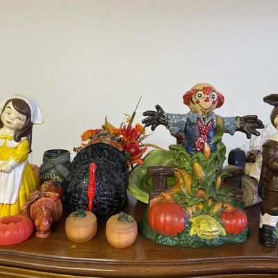 Fall ceramic decor