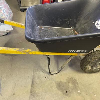 Truper wheelbarrow