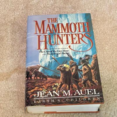 Best Selling Novels incl Many 1st Editions (BR-SS)