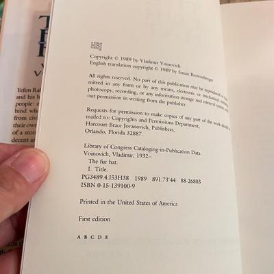 Best Selling Novels incl Many 1st Editions (BR-SS)