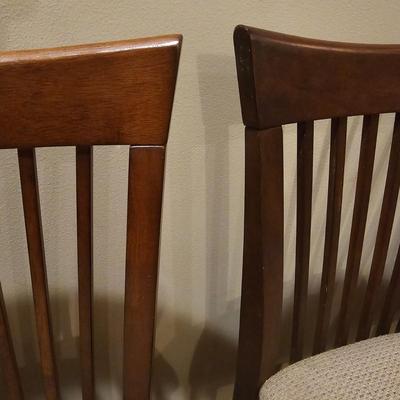 Round Black Stone Top Table + Four Chairs (T1-JS)