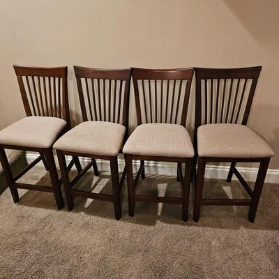 Round Black Stone Top Table + Four Chairs (T1-JS)