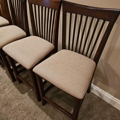 Round Black Stone Top Table + Four Chairs (T1-JS)