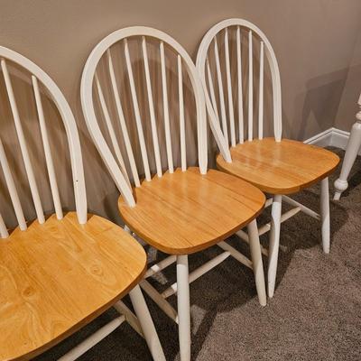 White Wood Table w/ Tile Top & Four Chairs (T1-JS)