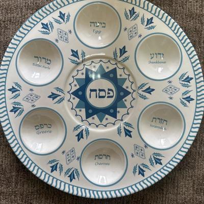Sale Photo Thumbnail #150: Beautiful white and blues ceramic plate.