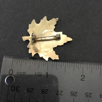 Vintage silver tone brooch