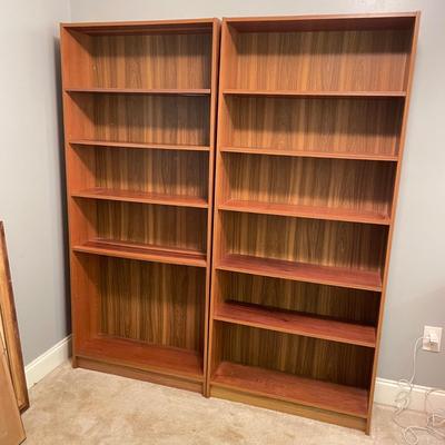 Two Wood Bookshelves (BR-SS)