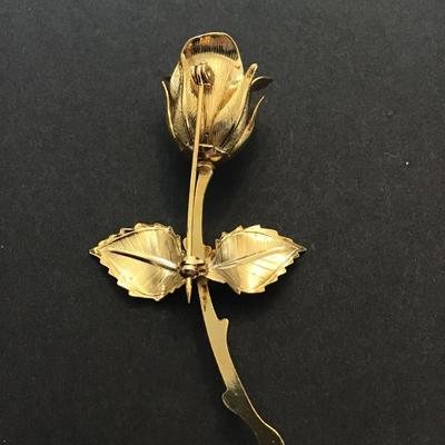 Gold tone rose brooch pin