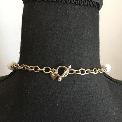 Beautiful white bead statement necklace very nice