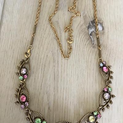 Beautiful vintage Victorian necklace very beautiful very nice