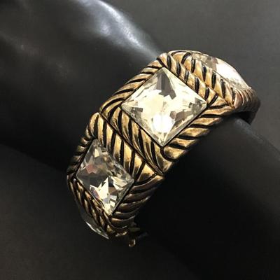 Rhinestone fashion stretch bracelet